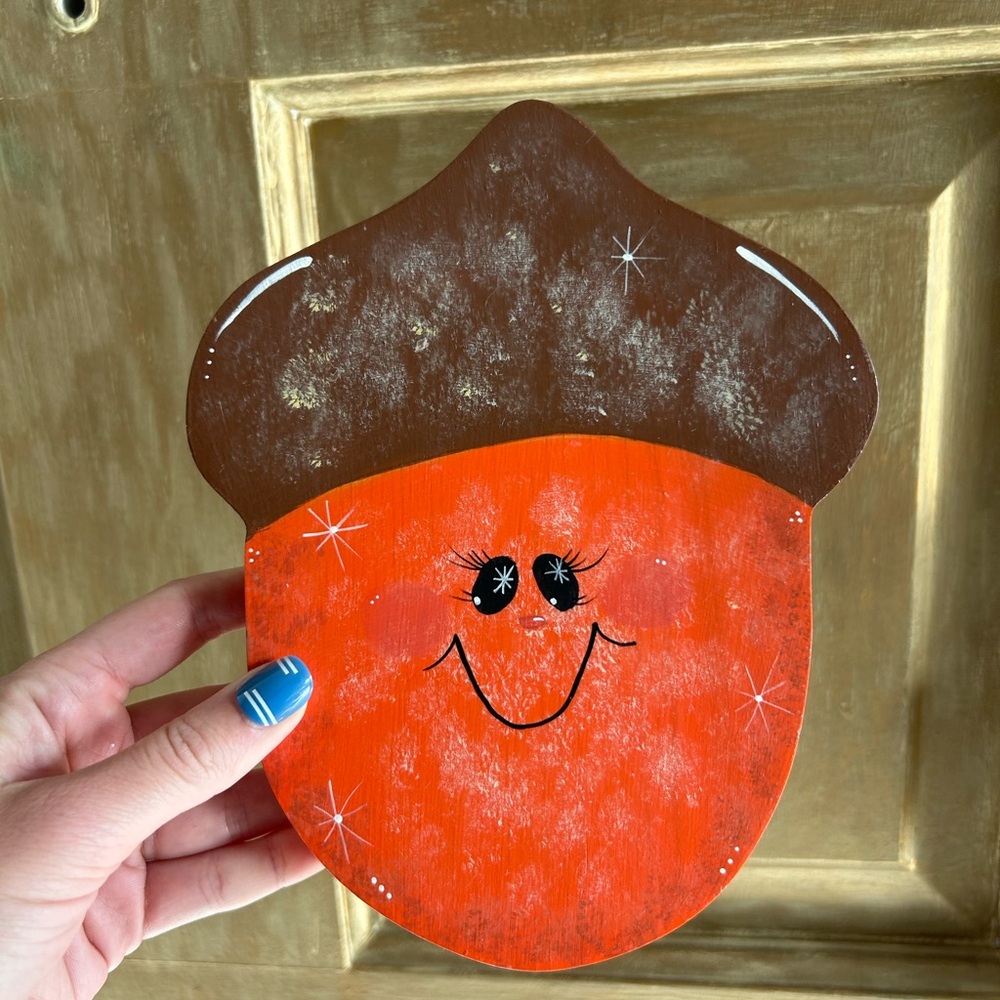 70s fall acorn‎ decor